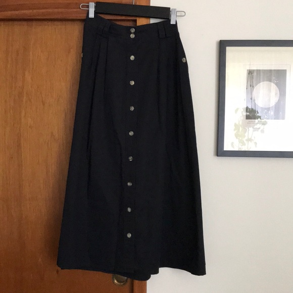 Vintage high waisted button up skirt - Picture 2 of 5